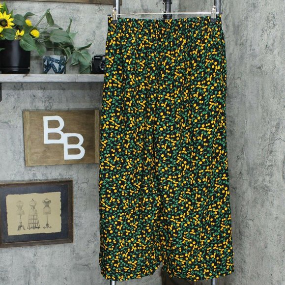 NWT Curations Women's Petite Tulip Hem Cropped Pants PXS Black Multi - Picture 3 of 6